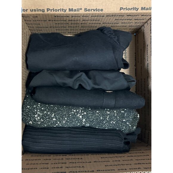5 Piece Mystery Box Size L of Black Sweaters - Picture 5 of 6